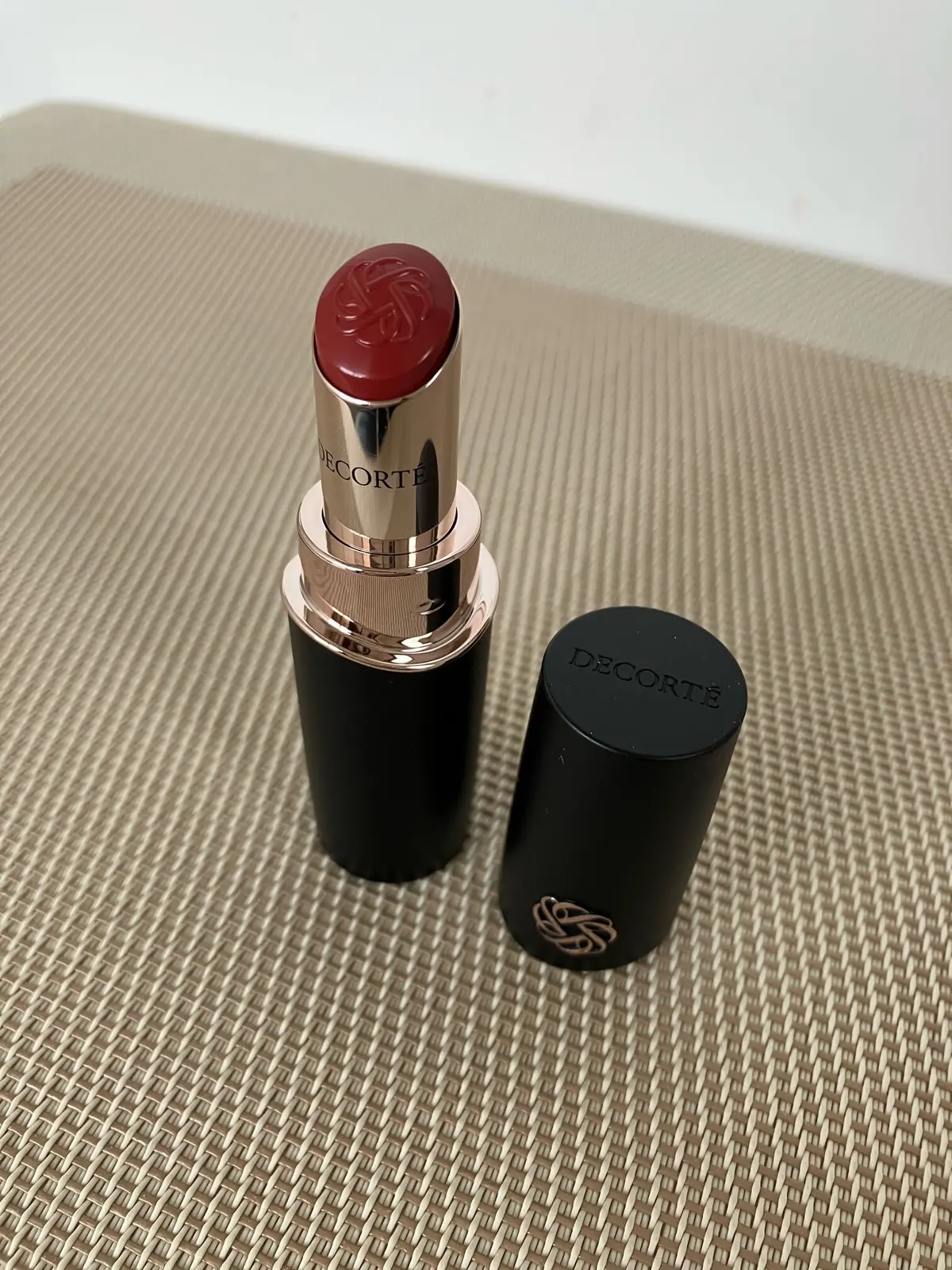 コスメデコルテ ルージュデコルテ　クリームグロウ　コンフォート デイミスト　セット＆プロテクト　リポソーム アドバンスト　リペアセラム＆トリートメント リキッドジルスチュアート　ホワイトフローラル　オードトワレ　jマダム コスメ　50代リップ　