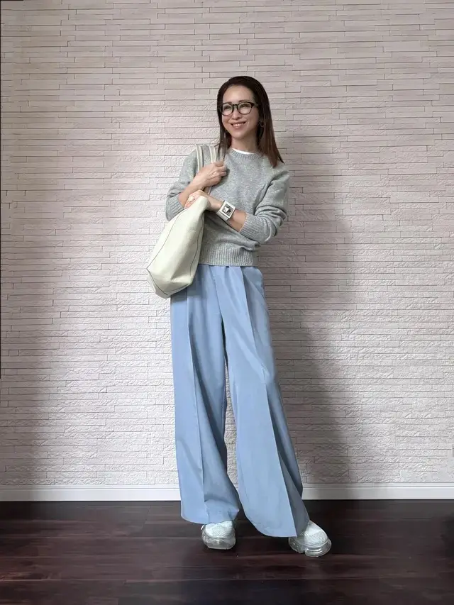 華組　スニーカーコーデ