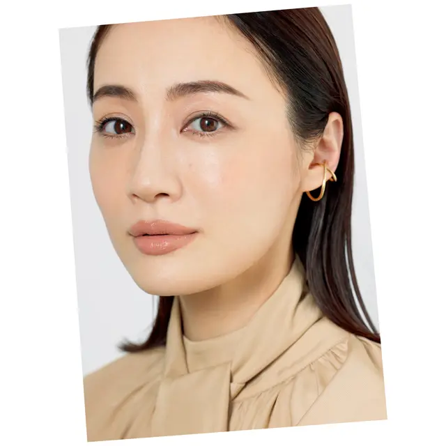 ベージュワントーンメイクの樹神