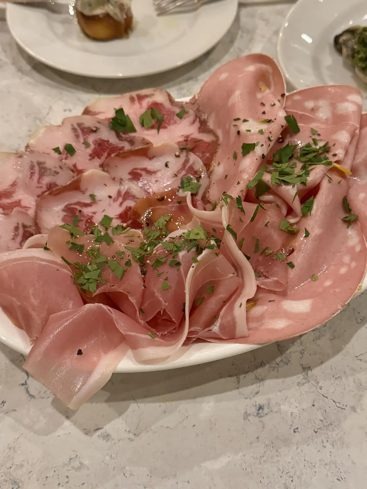 【着回し力抜群】プチプラブラトップで叶えの画像_10