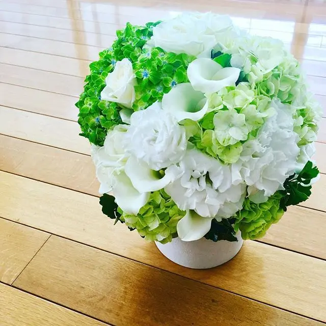 清涼感あふれる花あしらいで夏も爽やかにの画像_1