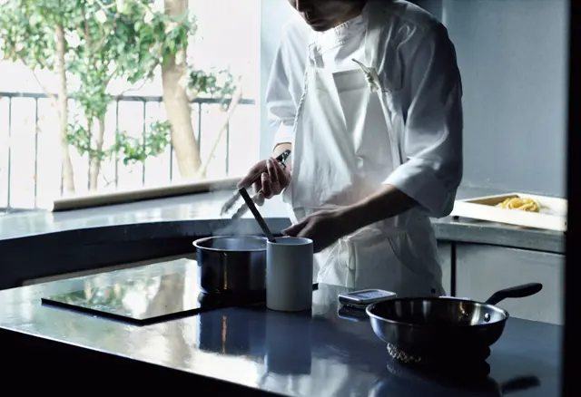 調理のハイライトは目の前で