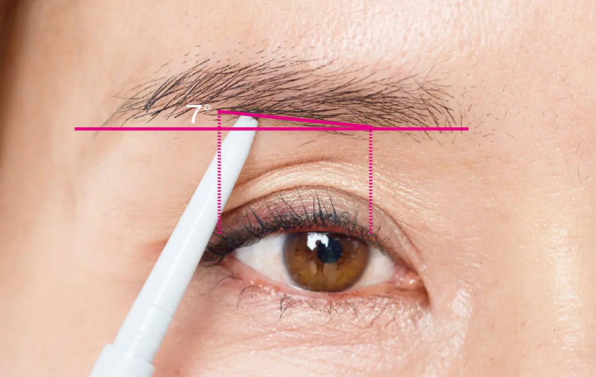 OurAge×Webエクラ　【POINT1】眉頭をはずして眉の下側からスタート