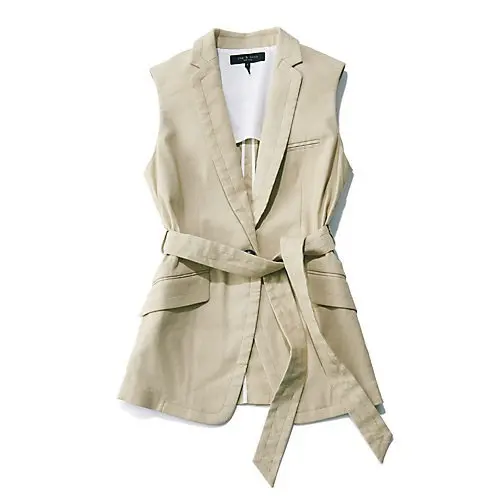 富岡佳子さんが着こなす、洗練された日常名の画像_3