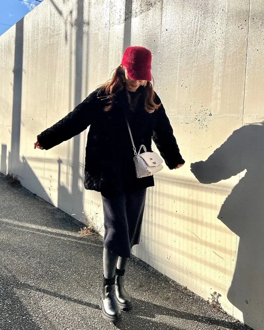 雪の降る帰省に重宝したGUの黒ブーツの画像_3