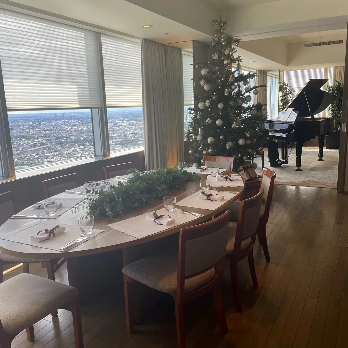 パーク ハイアット 東京のクリスマスケーキ試食会場のプレミアムスイート