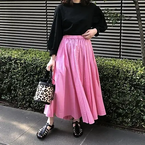 【50代 ファッション】気温25度に何をの画像_5