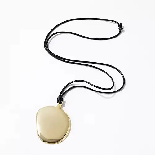 【50代 週末コーデ】長距離移動も快適！の画像_5