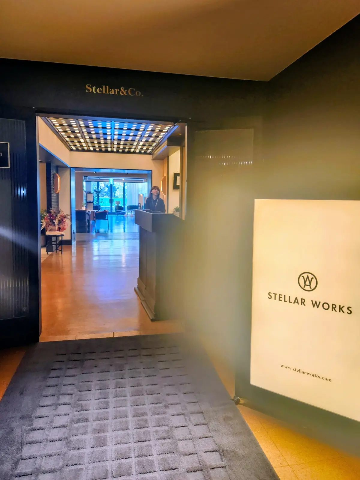 40代ファッション、黒ワンピース、秋コーデ、スタイルデリ、STYLE DELI、青山ランチ、地中海料理、ママ友ランチ、STELLAR WORKS