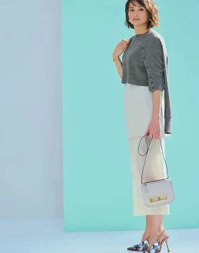 【好感度をあげるニット×スカートコーデ9選】50代 柔らかでチャーミングな印象を叶える“フレッシュコンサバ”仕上げ