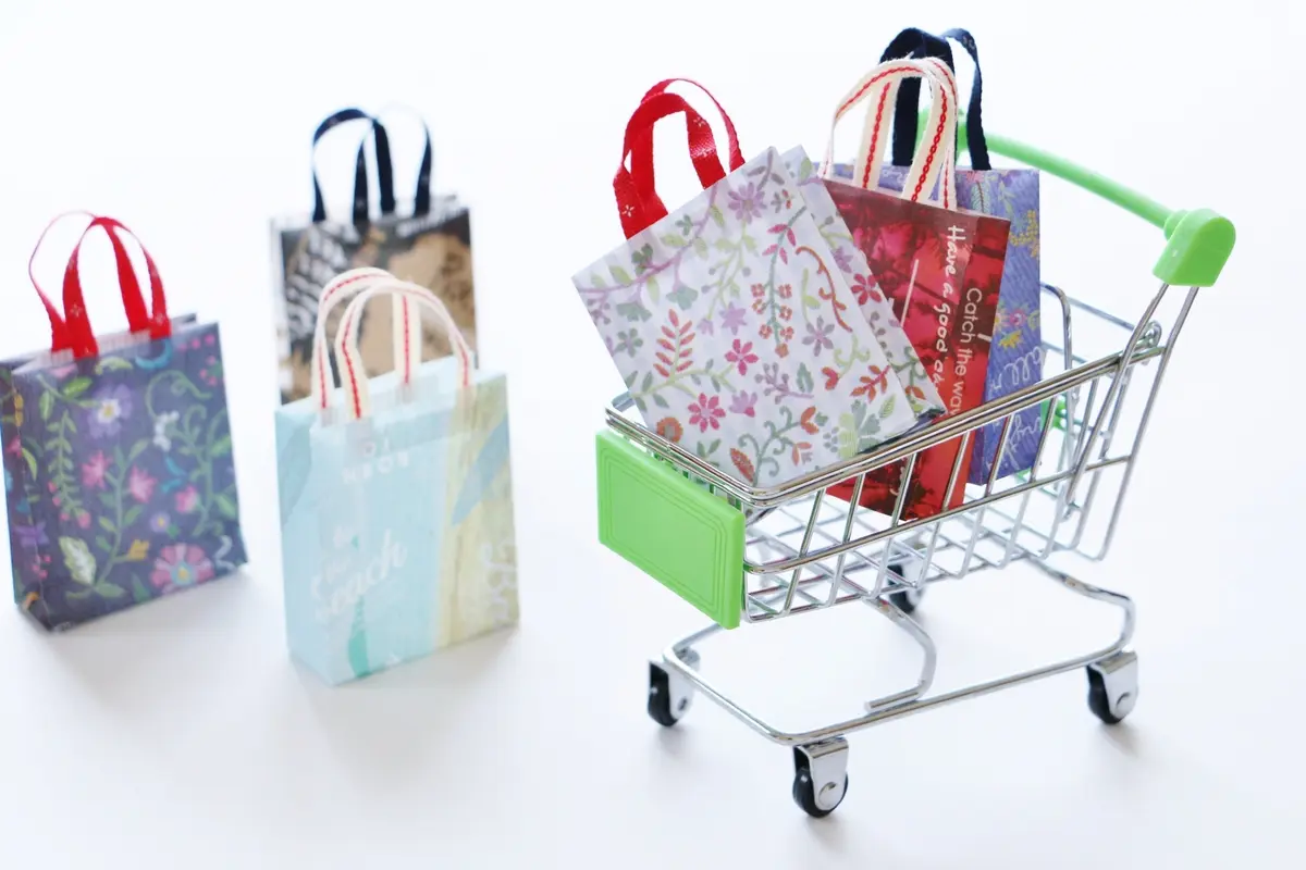 アラフィー女性のホンネ：ああ、懐かしのバの画像_1