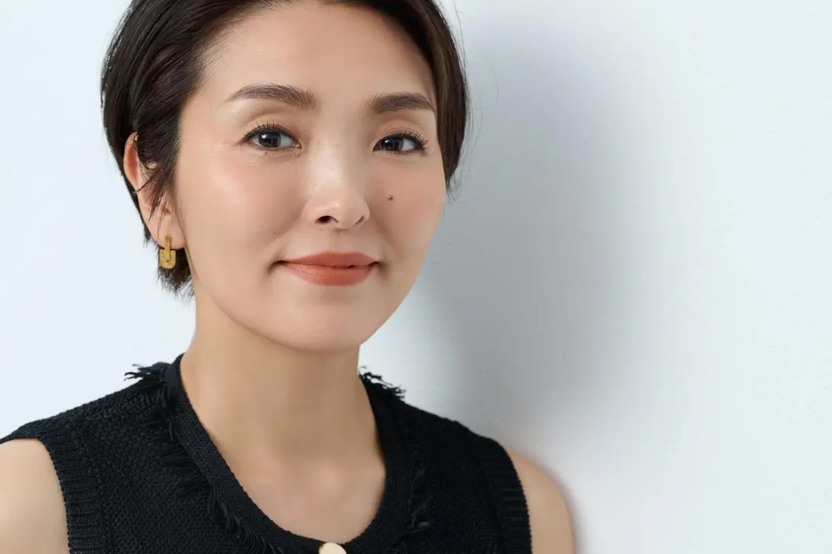 OurAge×Webエクラ　メイクアップアーティスト　レイナさん