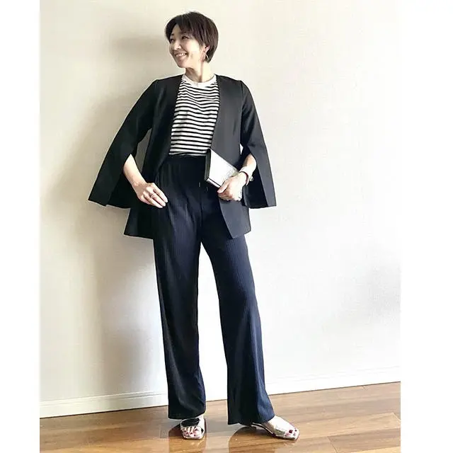 ボーダーTシャツでかっちり感緩和