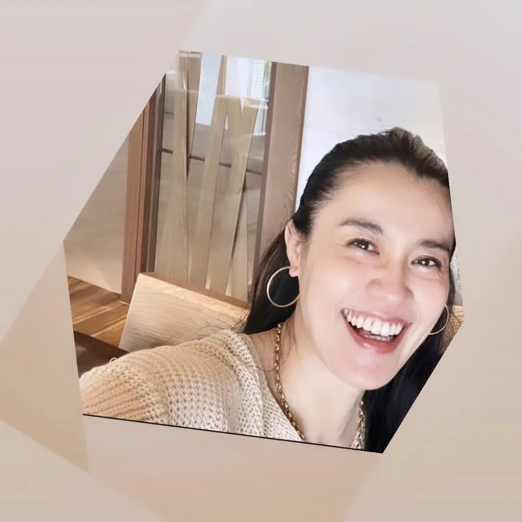 優しい印象を与えてくれる ベージュのワンの画像_1