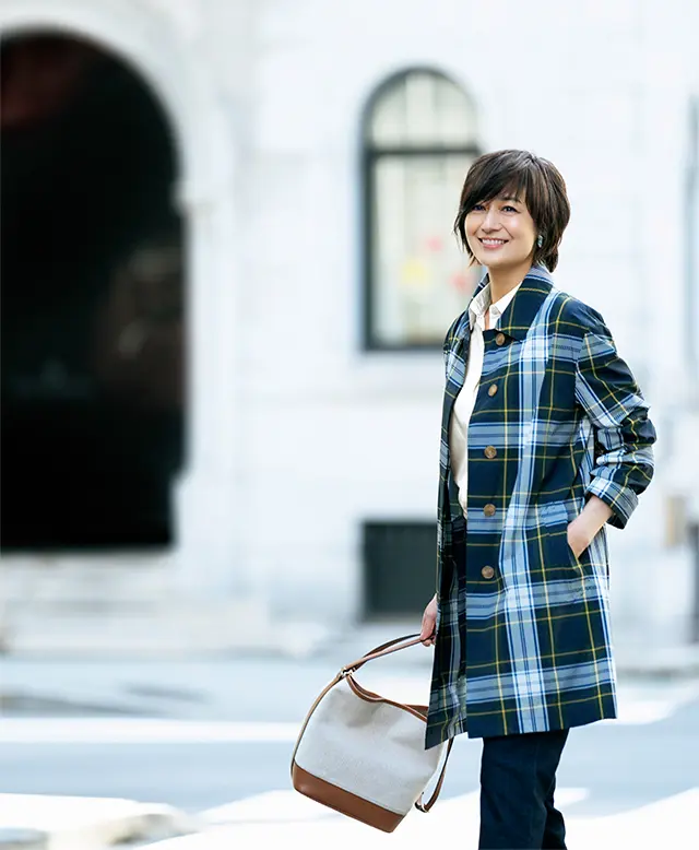 【Spring coat】薄くて軽い撥水（はっすい）ストレッチ素材のコートは春の頼れる相棒に