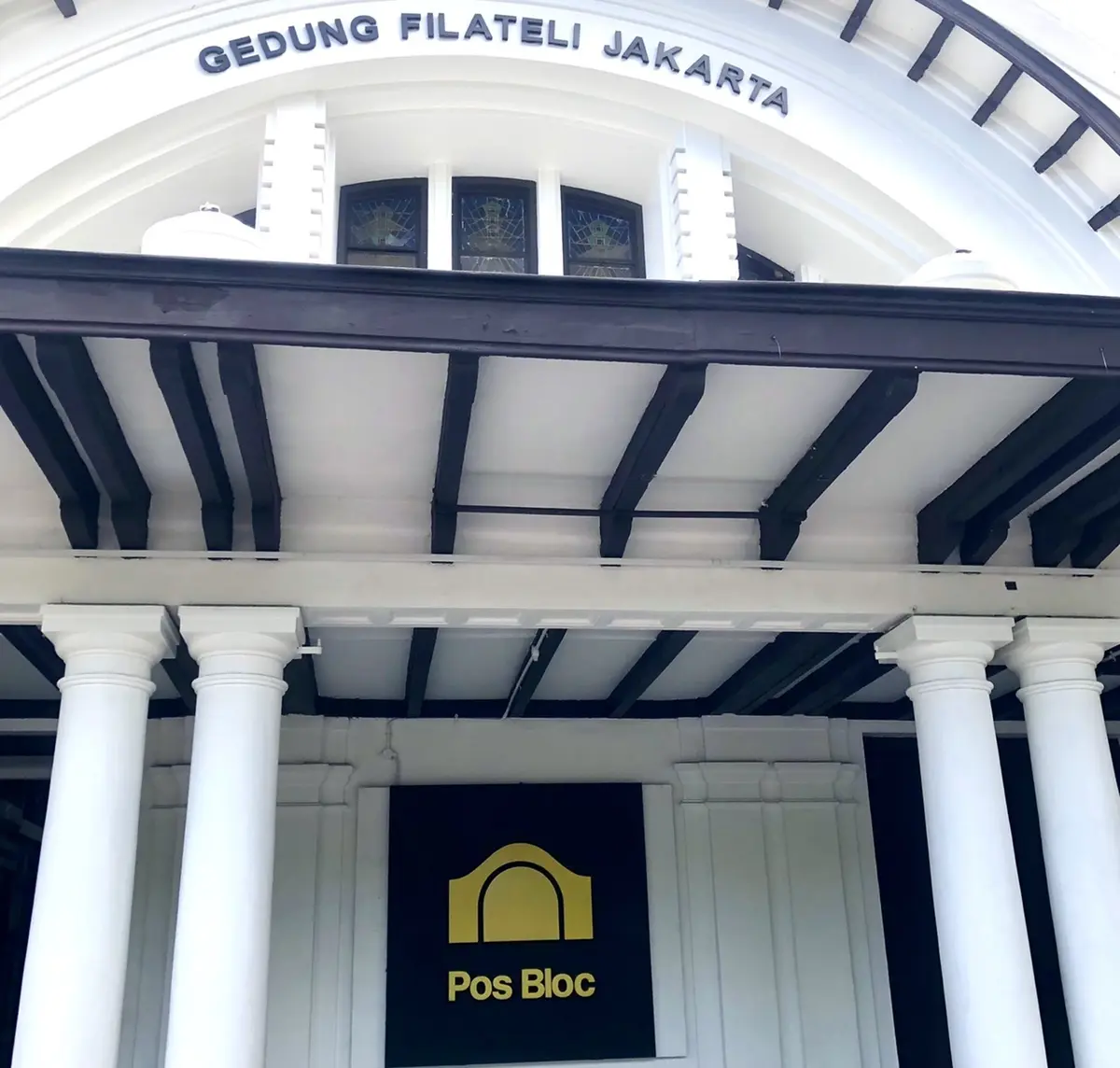 ポスブロック　ジャカルタ　ショップ口