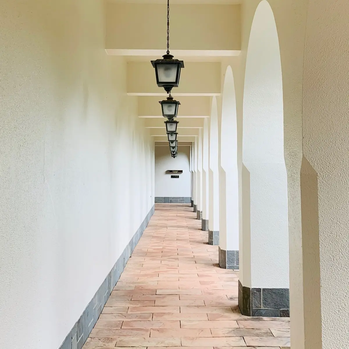 ホテルからの通路