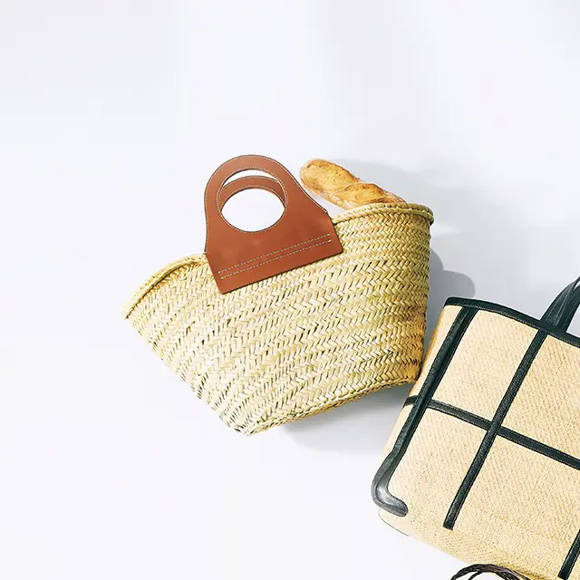 かご素材のマーケットバッグ　￥37,000／ウィム ガゼット 青山店（ヘリュー）