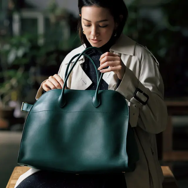 ザ・ロウのバッグ「マルゴー 15 エアー」