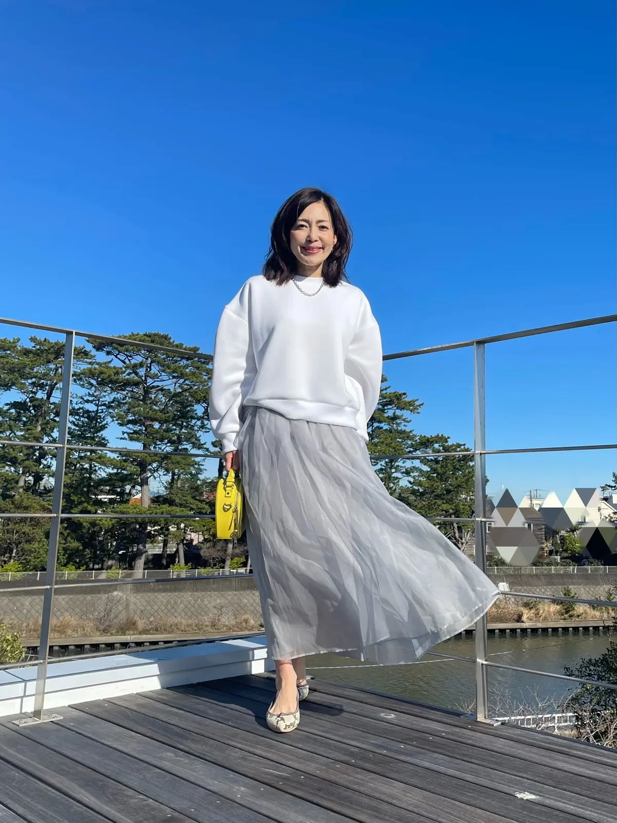 E by éclat「カーヴィースリーブの画像_3