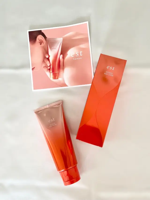 est。エストボディセラム2301。エストボディセラム 2301。マッサージ。ハンドマッサージ。ボディケア。セルフ。セルフケア。セルフマッサージ。セルフエステ。二の腕。マッサージクリーム。美容液。クリーム。美容。アンチエイジング。