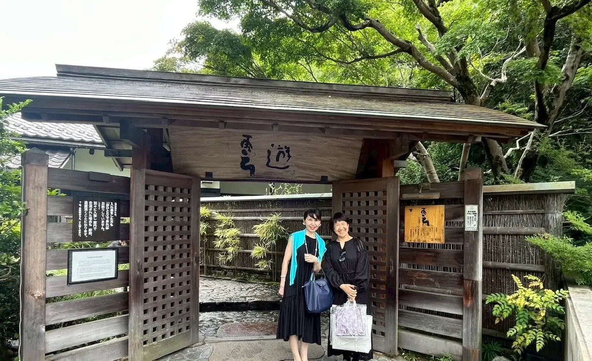 チームJマダム RIRI