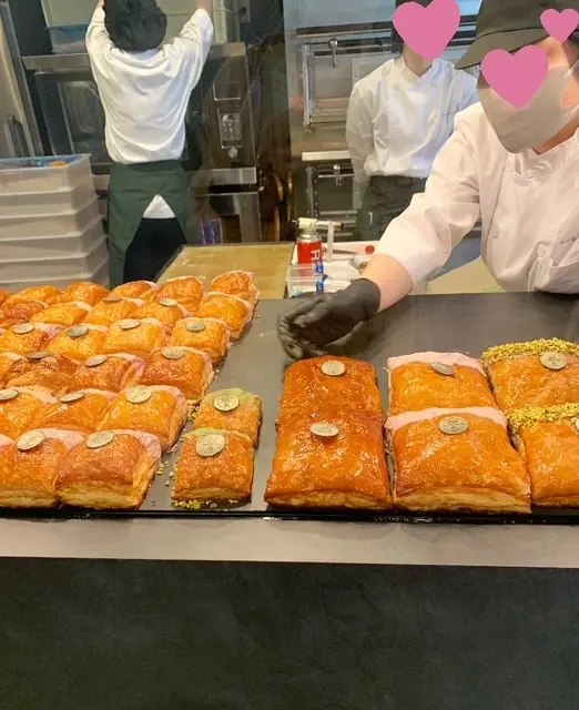 焼きパイとお菓子　onomatopée