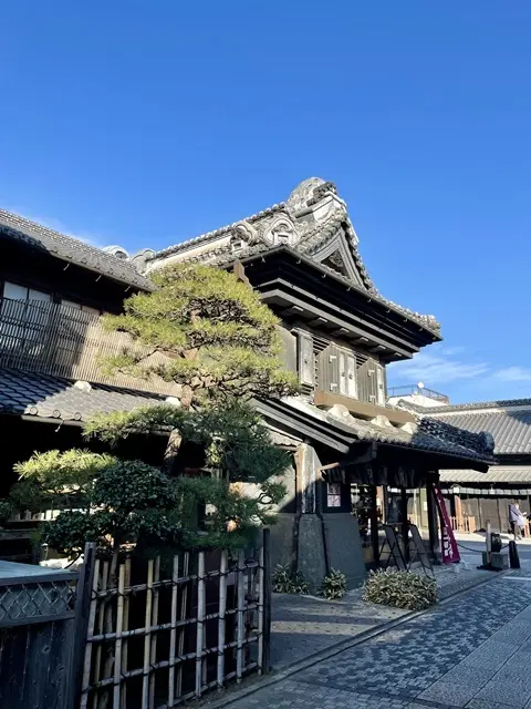 陶舗やまわの蔵造り