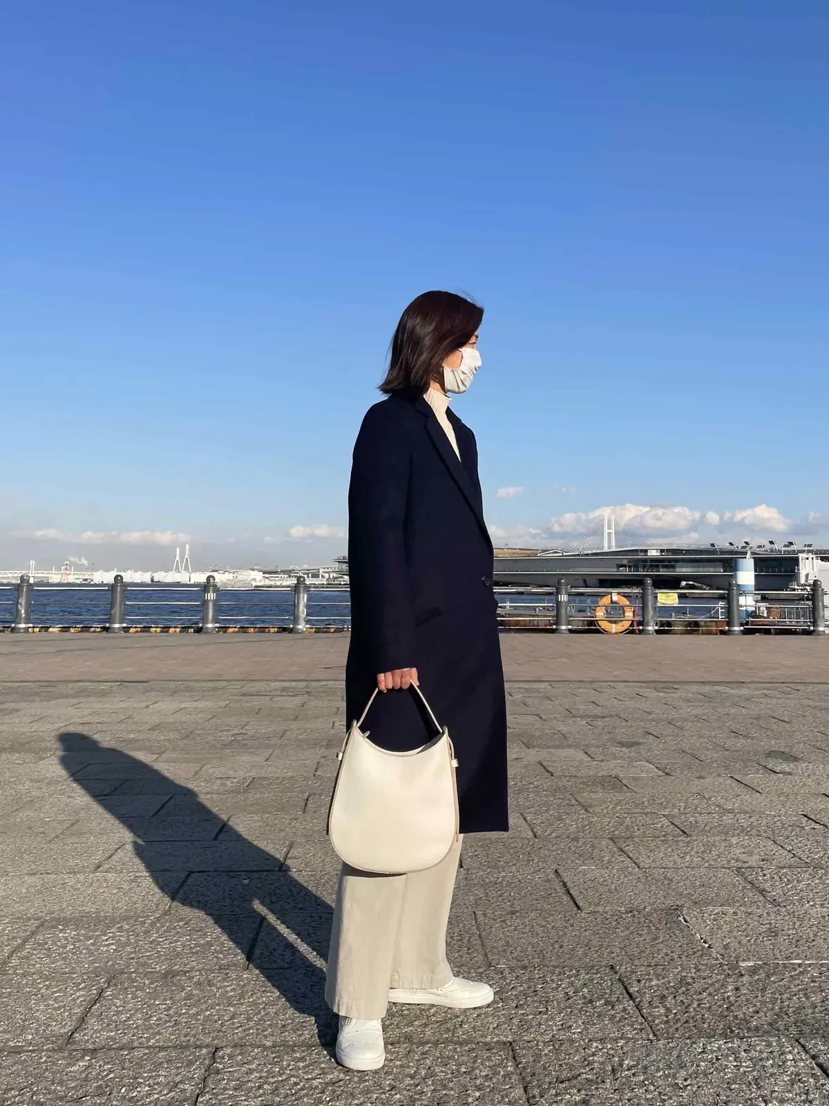 お気に入りのスニーカーで赤煉瓦パークへ。の画像_1