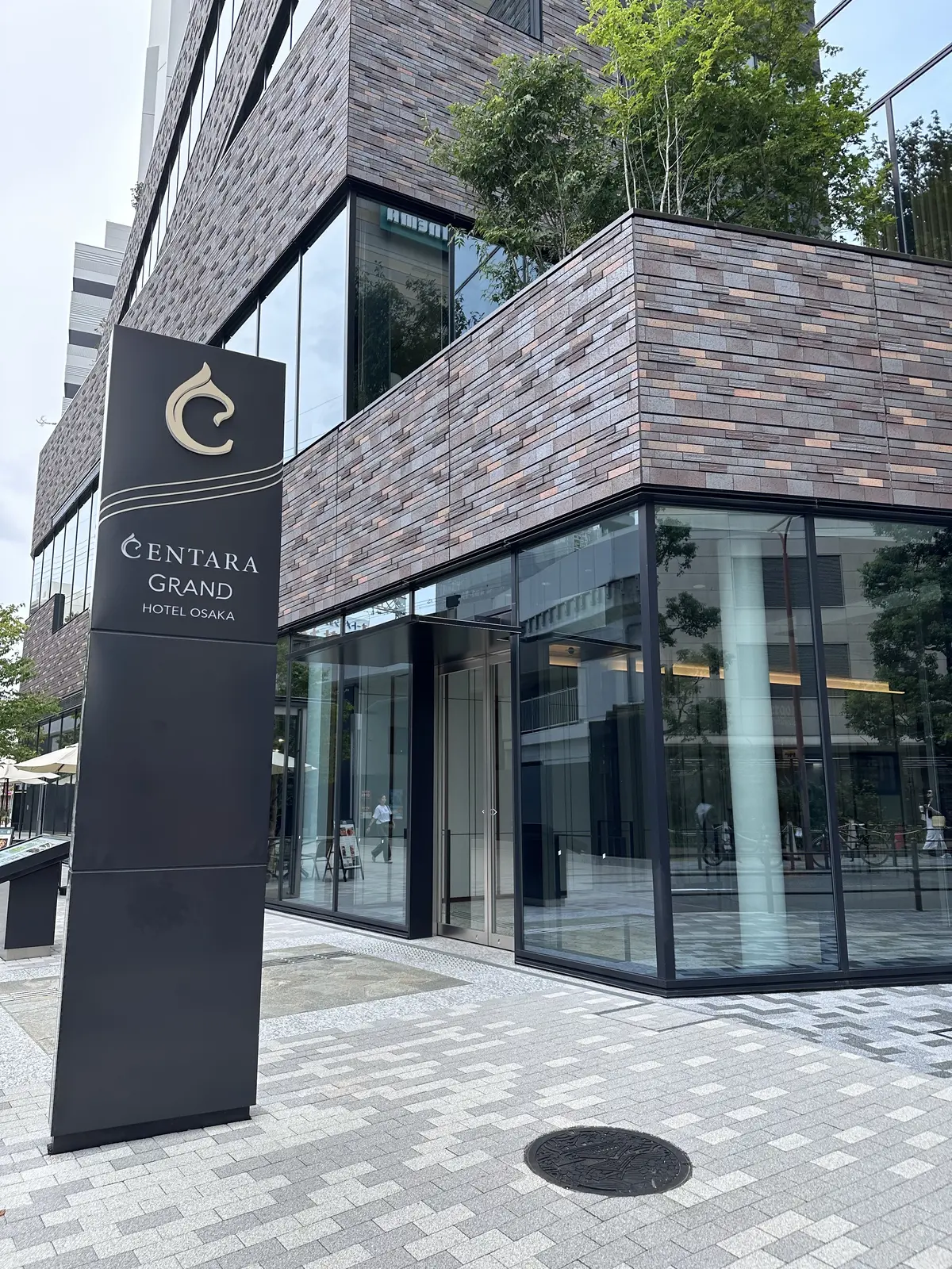 大阪に遊びに来てくれたお友達と去年に出来の画像_2