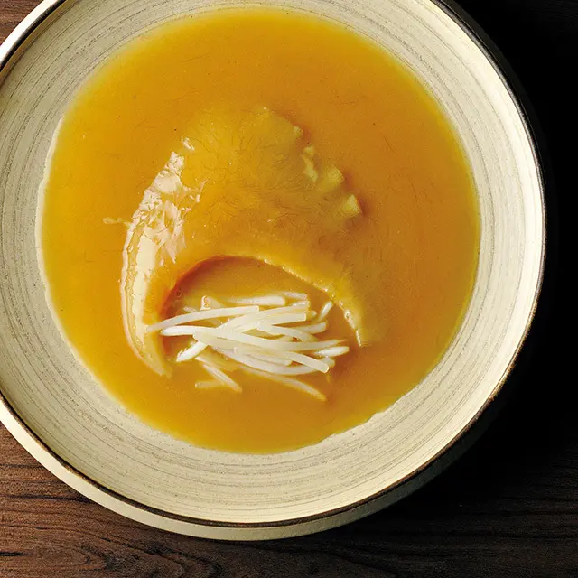 上海風フカヒレの煮込みは￥12,100のコースのメイン料理