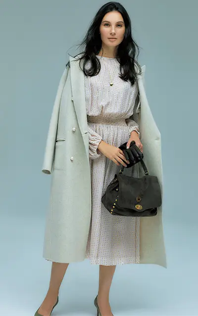 ストラスブルゴのシフォンシャーリングワンピースコーデの田沢美亜