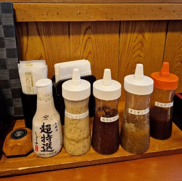 今が見ごろのバラ園と｢孤独のグルメ｣で人の画像_11