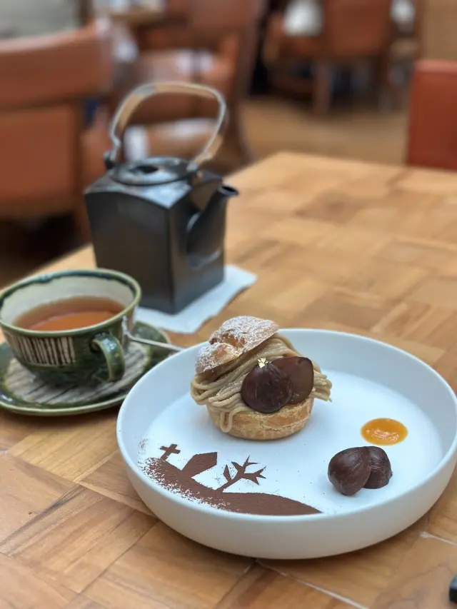 センターラインパンツでホテルランチへの画像_7