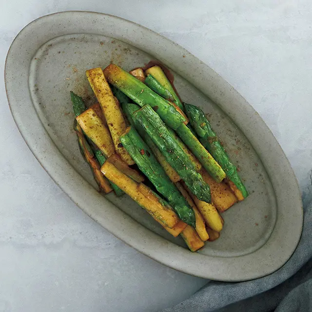 アスパラガスの四川風炒