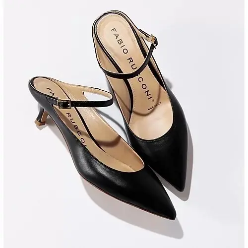 【50代 トレンド靴】大人にふさわしい足の画像_5