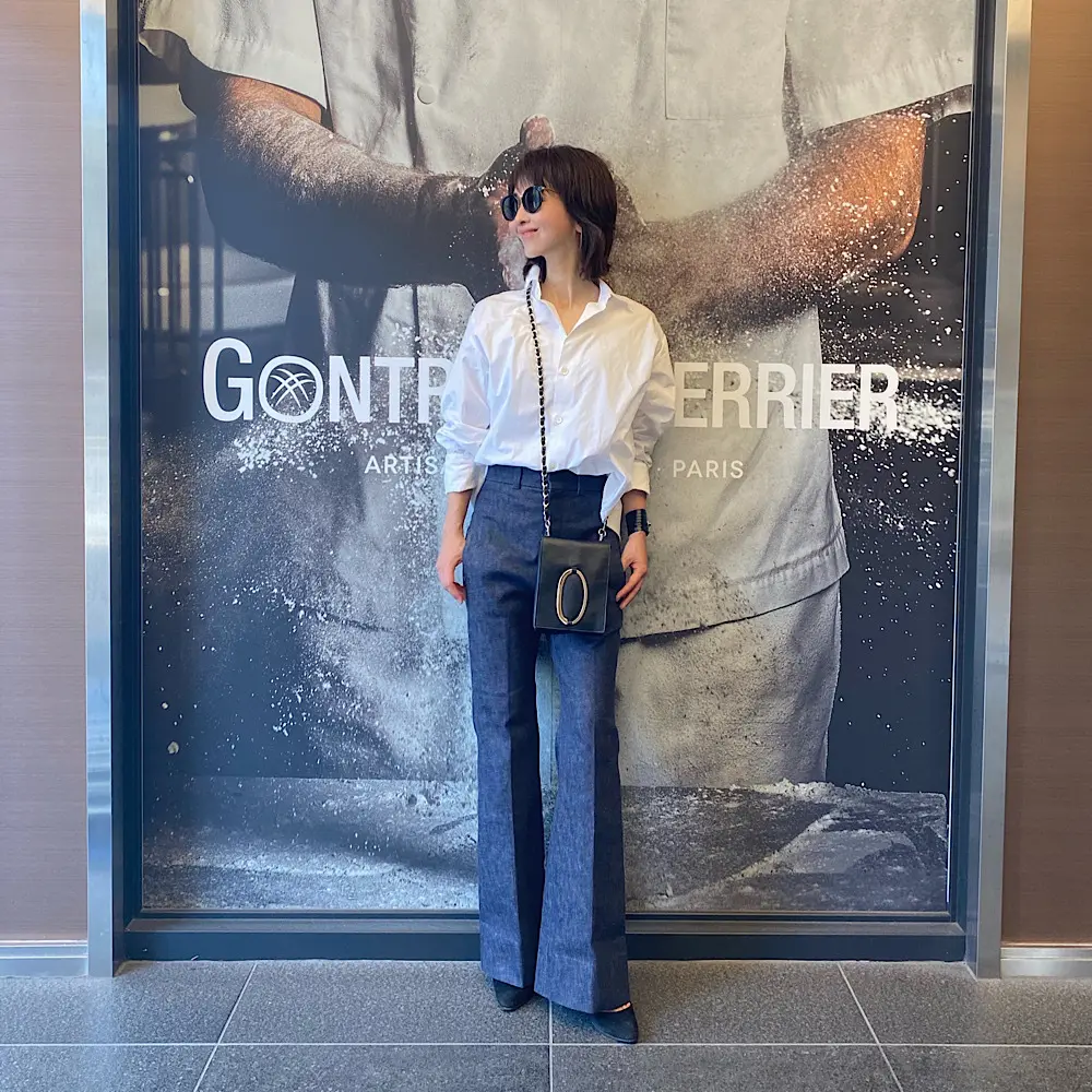 秋へつなぐ白シャツコーデ 2選 の画像_5