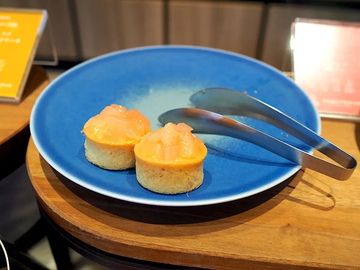 藤井聡太七冠が対局当時に、おやつとして提供した「白桃のタルト」