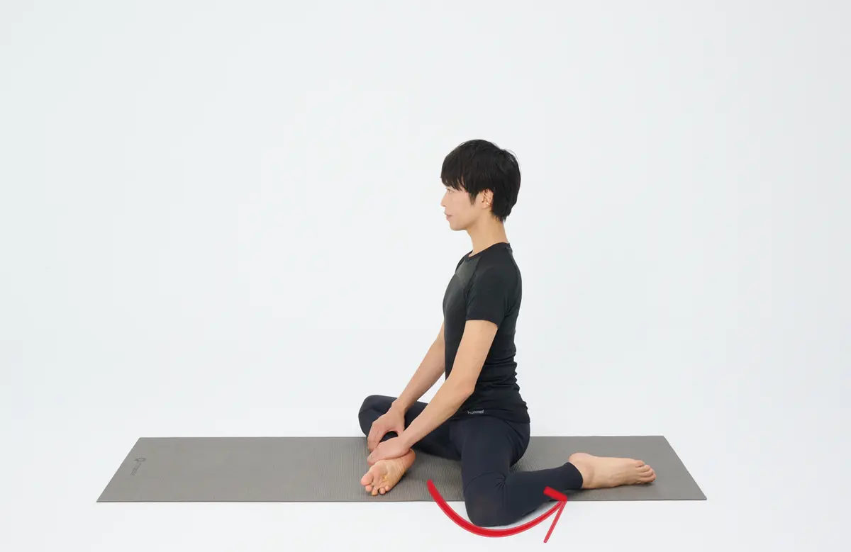 OurAge×Webエクラ　背骨ひねり状態倒し_02