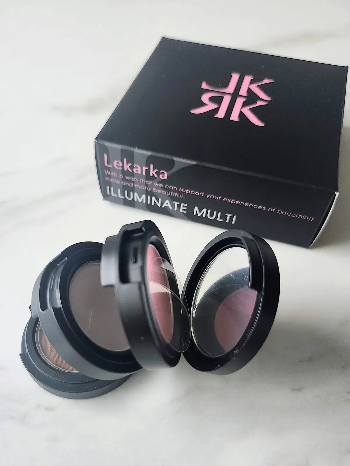 40代メイク、アラフィフメイク、レカルカ、ソワレドゥエクラ、イルミネイトマルチ、Lekarka、マルチパレット、旅行用メイクポーチ、エテルナム