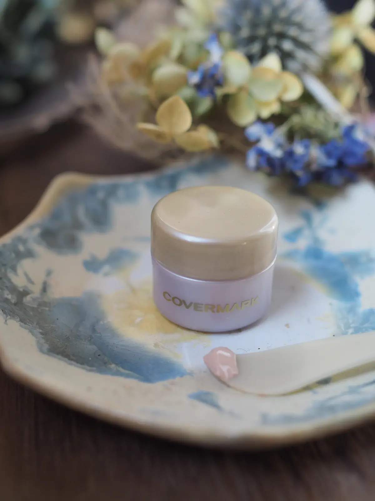 カバーマークファンデーション