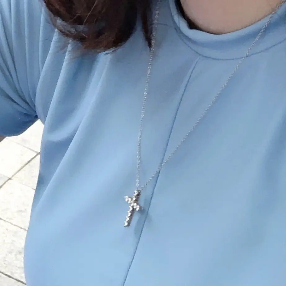 クロスネックレス