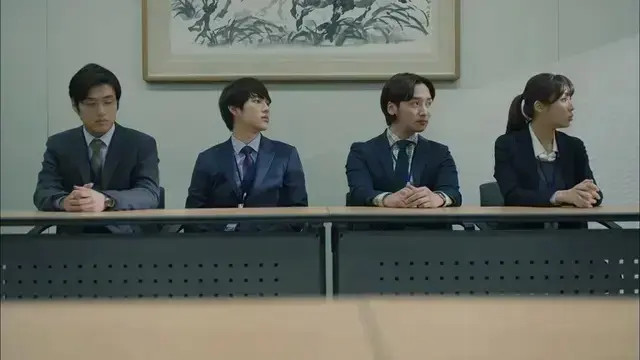 新入社員4人組。左からカン・ハヌル、イム・シワン、ピョン・ヨハン、カン・ソラ。ⓒCJ E&M Corporation,all rights reserved.