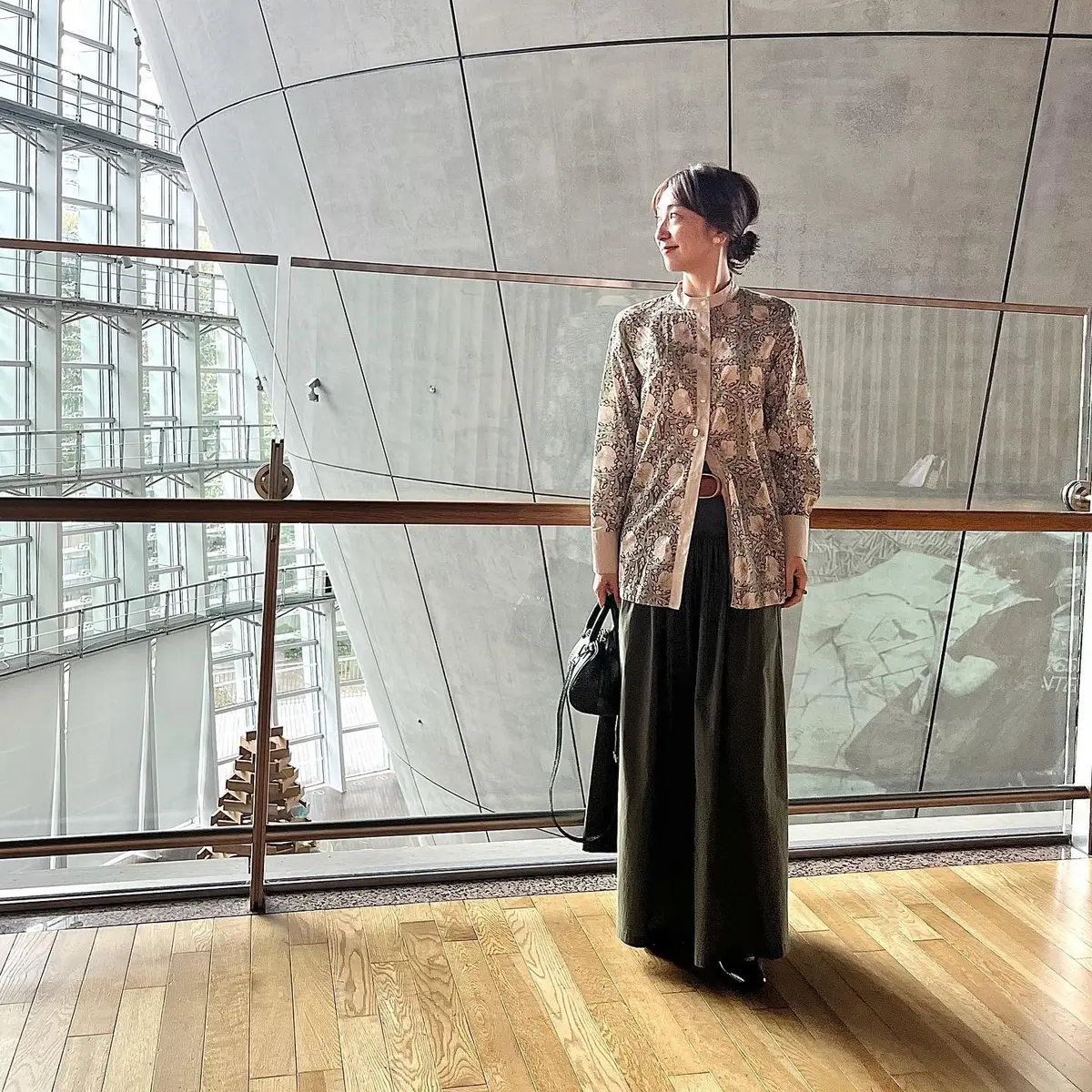 柄ブラウスでテート美術館展へ。の画像_1