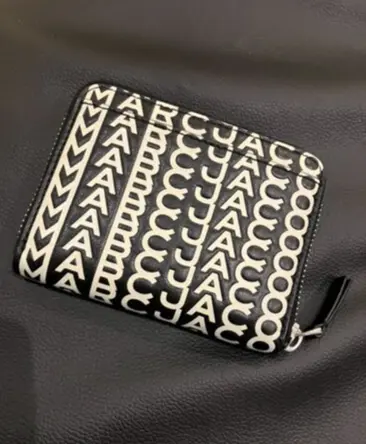 マークジェイコブス　MARC JACOBS ザ バイカー ナイロン バックパック ラージ　黒リュック　パックパック　財布　ザ ジップ アラウンド ウォレット　