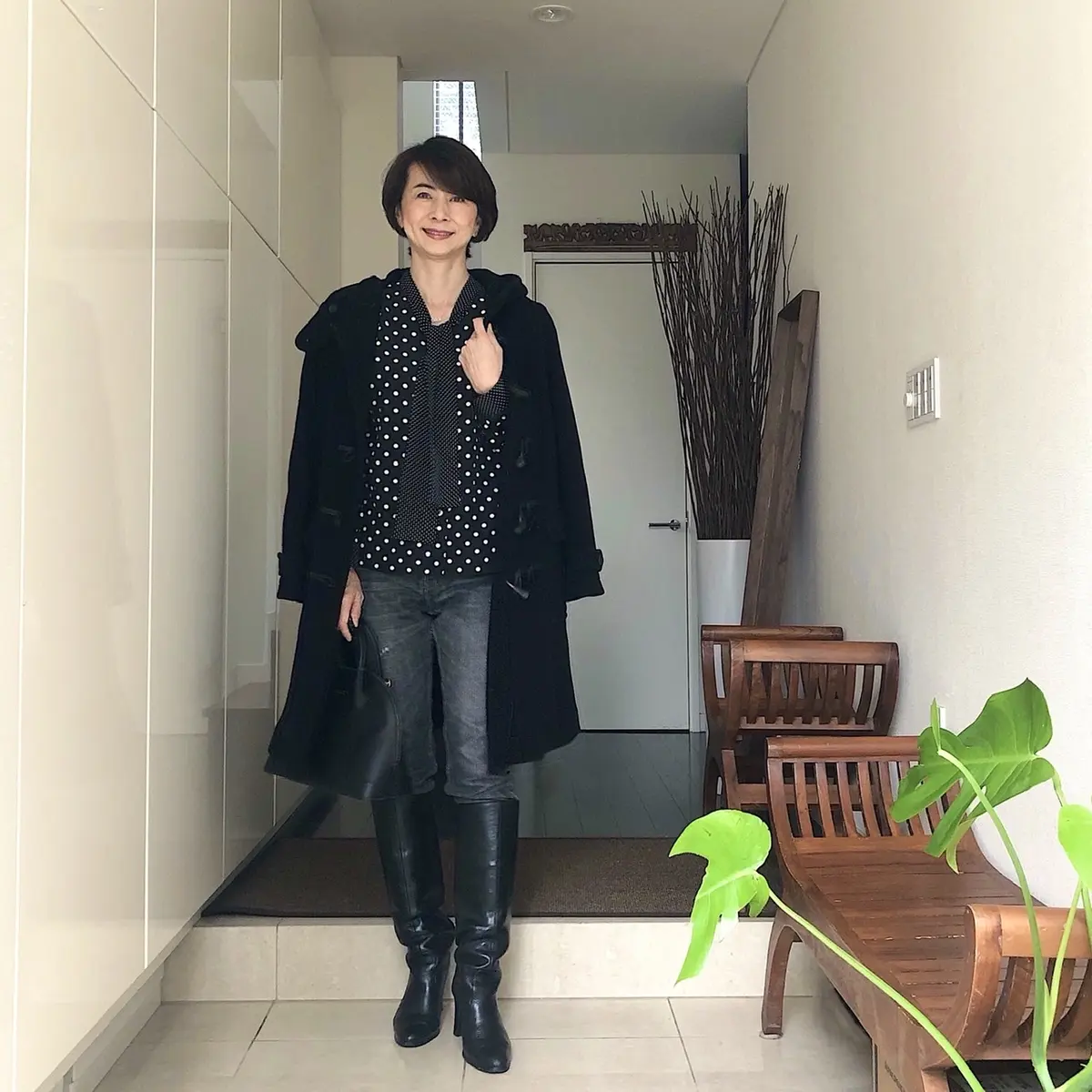 ドットブラウスで黒コーデ❤︎の画像_4