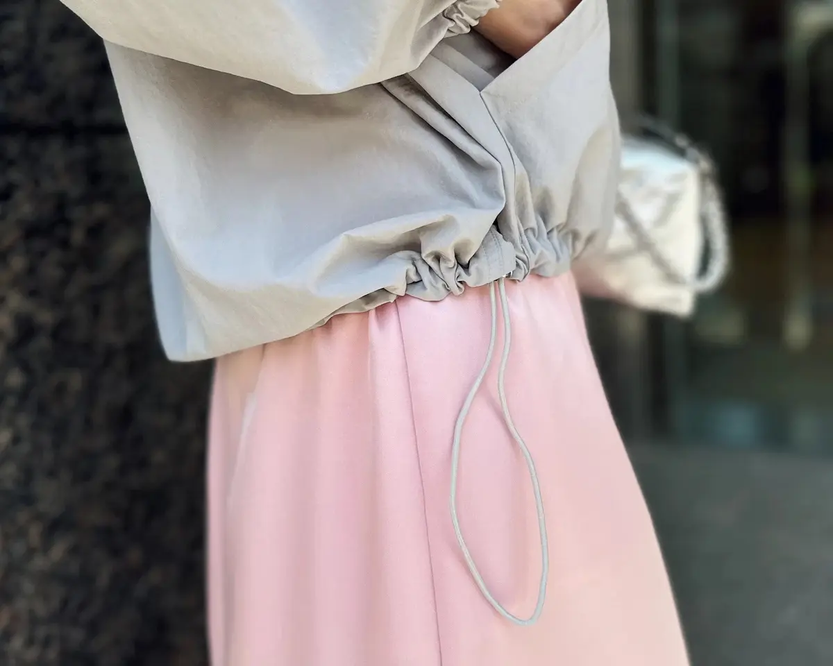 ＼新色グレー登場！／春に重宝する「ライトの画像_5