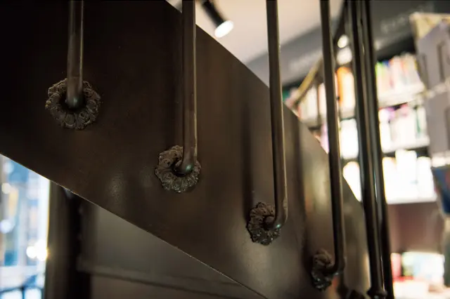 らせん階段のパーツの美しさも雨宮さんの注目ポイント