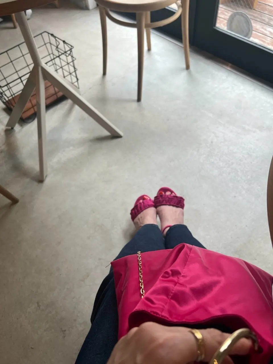 心ときめく桃パフェ♡コーデはピンク小物をの画像_12