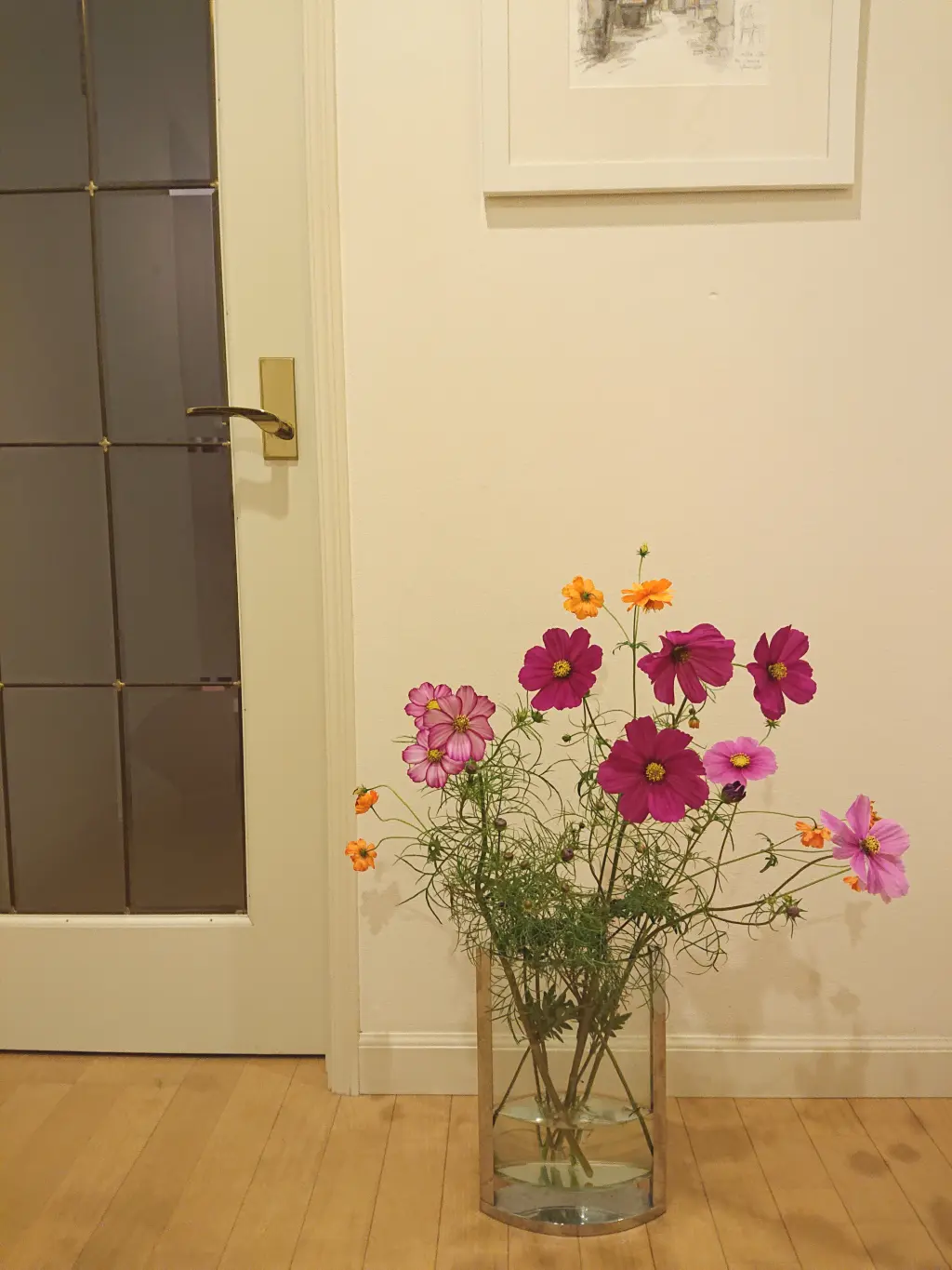 風車とコスモスとパープルスカートのコーデの画像_9